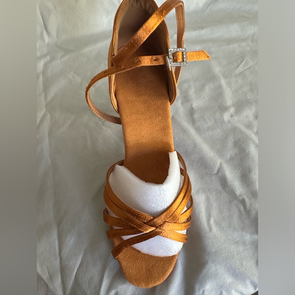 Ballroom dance shoes